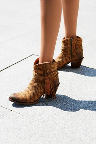 Lucchese Womens Cross Plains Western Boot