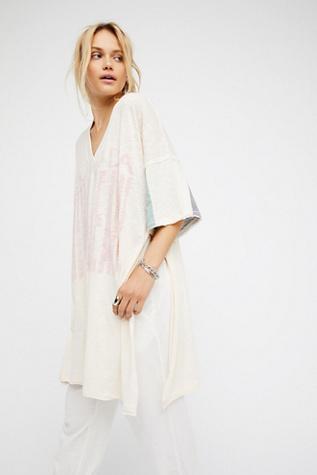 We The Free Womens Graphic City Slicker Tuni