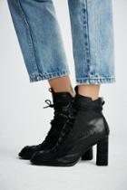 Puro Womens Collectible Heel Boot
