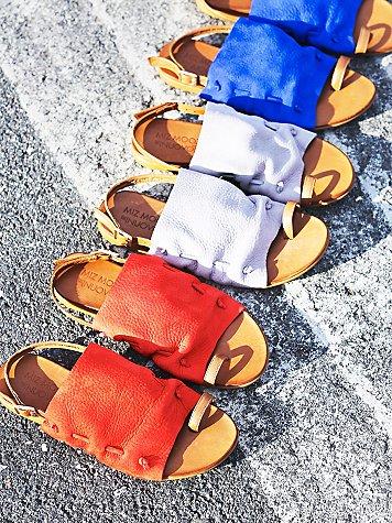 Lake House Sling Back Sandal By Inuovo