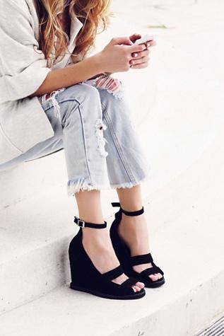 Jeffrey Campbell Womens Dakota Wedge