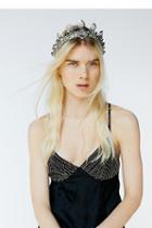 Amaroq Designs Womens Katarine Crown