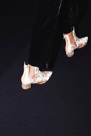 Jeffrey Campbell X Free People Womens Velveteen Heel Boot
