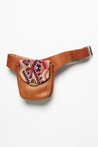 Nena & Co. Womens Vintage Hip Satchel