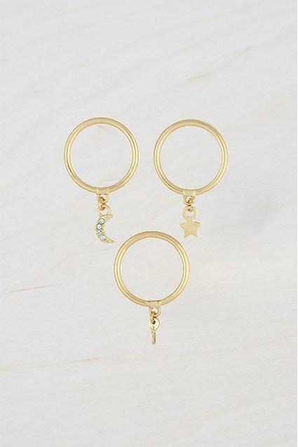 French Connenction Charm Ring Set