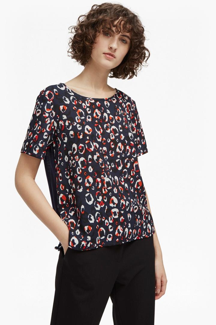 Fcus Chira Crepe Light Round Neck Top