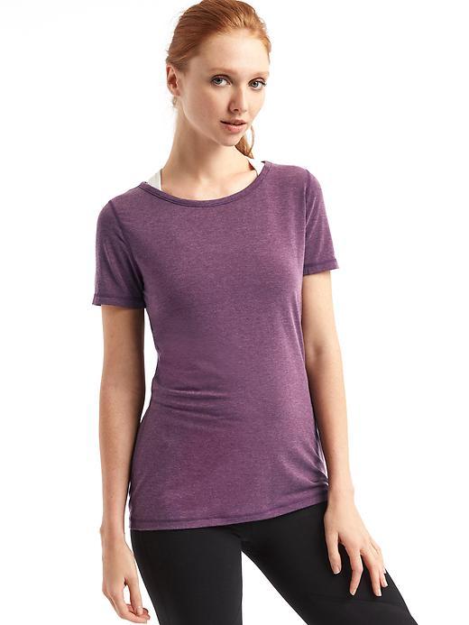Gap Women Gapfit Breathe Ballet Tee - Chic Plum