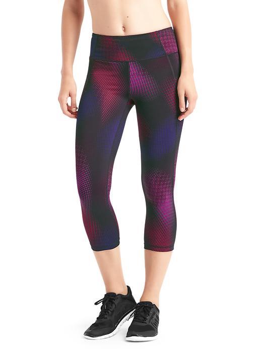 Gap Women Gfast Compression Capris - Mod Paisley Violet