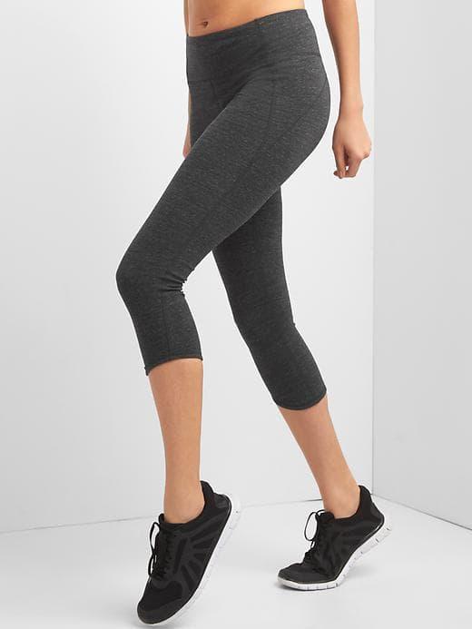 Gap Women Gfast Curve Hem Capris - Grey Spacedye