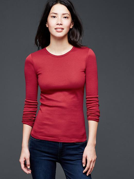 Gap Women Modern Long Sleeve Crew Tee - Classic Red