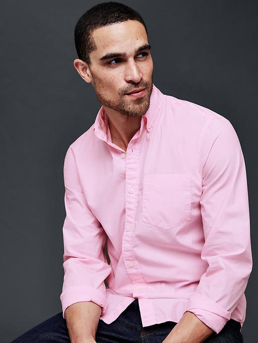 Gap Men True Wash Micro Stripe Slim Fit Shirt - Spring Carnation