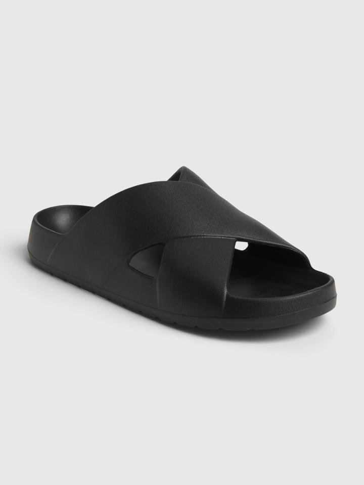 Criss-cross Pillow Pool Slides