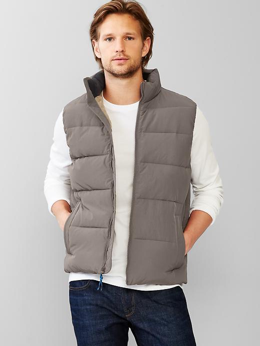 Gap Men Primaloft Quilted Vest - Shark Fin