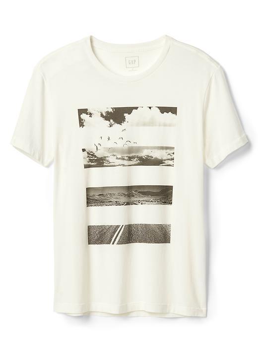 Gap Men Mountains Over Road Stripe Graphic Tee - New Off White