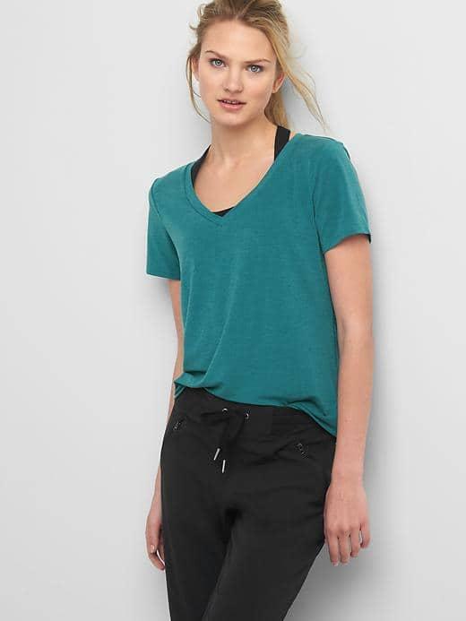 Gap Women Breathe V Neck Tee - Tectonics Teal Nylon