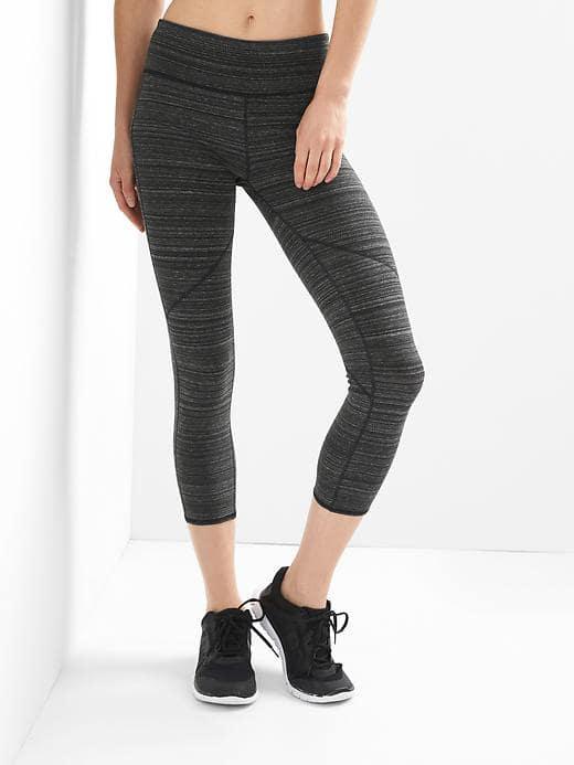 Gap Women Gapfit Gfast Performance Cotton Capris - Black Space Dye