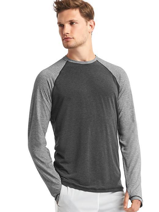 Gap Men Gapfit Breathe Long Sleeve Crew T Shirt - True Black