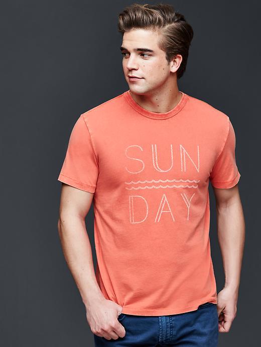 Gap Men Surfer Graphic Crew T Shirt - Fire Coral