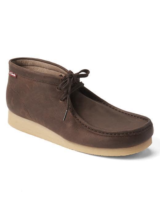 Gap Men + Clarks Wallabee Boots - Brown