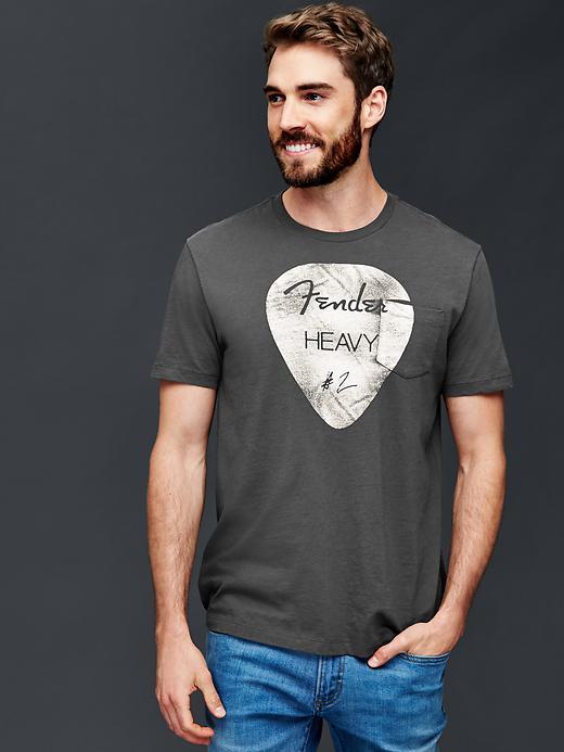 Gap Men Fender Guitar Pick Graphic T Shirt - Cast Iron