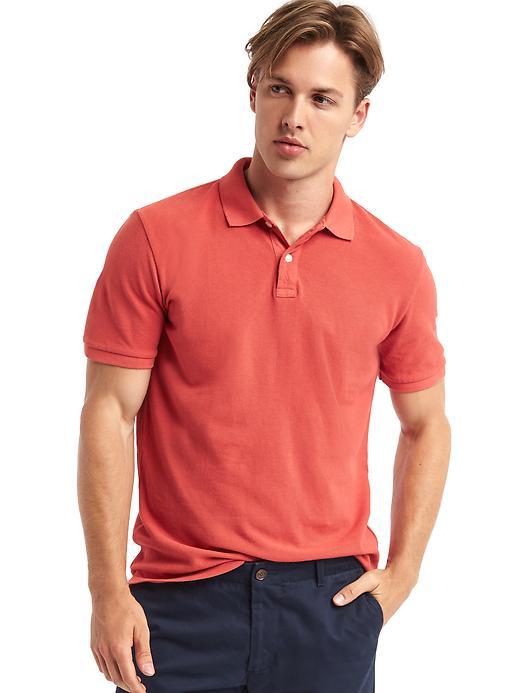 Gap Men Solid Pique Polo - Vermillion