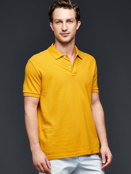 Gap Men Solid Pique Polo - Rugby Gold