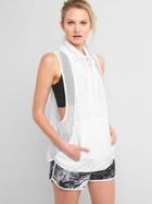Gap Women Gapfit Sleeveless Mesh Jacket - Optic White