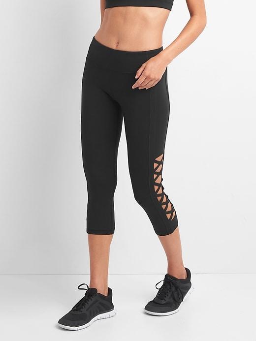 Gap Women Gfast High Rise Blackout Cutout Capris - True Black