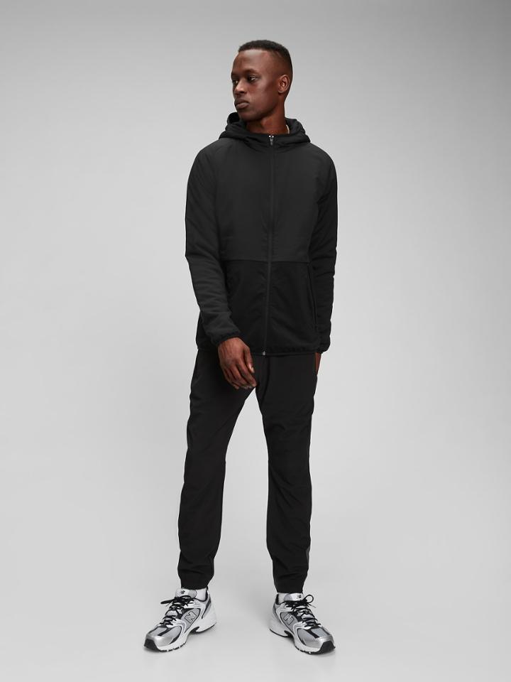 Gapfit 100% Recycled Train Jacket