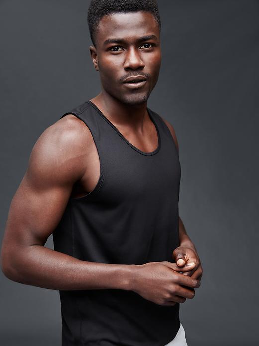 Gap Men Ventilation Tank - True Black