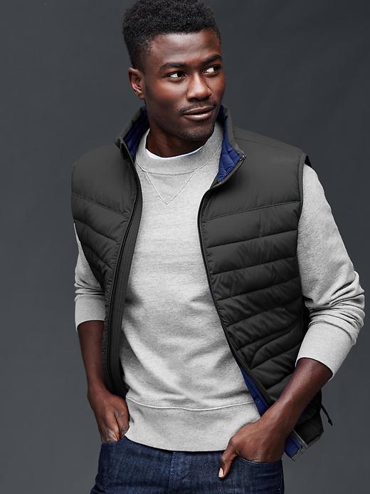 Gap Men Coldcontrol Lite Stretch Puffer Vest - True Black