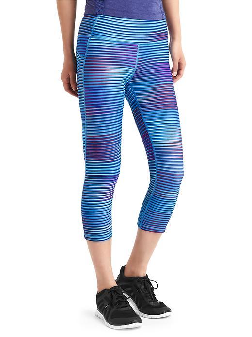 Gap Women Gfast Cross Train Stripe High Rise Capris - Blue