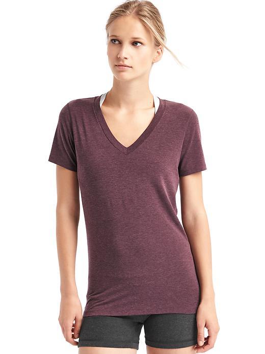 Gap Women Gapfit Breathe V Neck Tee - Plum Pie