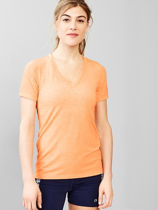 Gap Women Gapfit Breathe V Neck Tee - Neon Coral