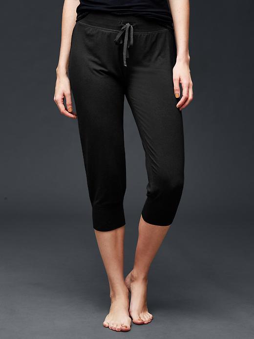 Gap Women Pure Body Modal Capri - True Black