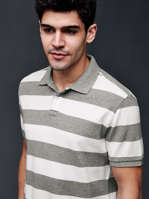 Gap Men Color On Color Rugby Stripe Pique Polo - Gray Stripe