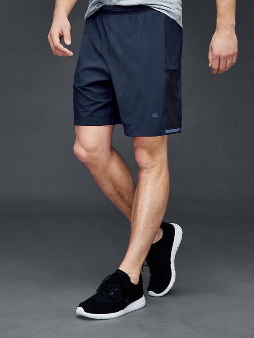 Gap Men 2 In 1 Core Trainer Shorts 7 - True Indigo