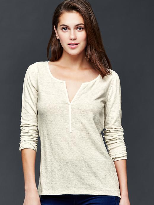 Gap Women Heather Split Neck Tee - Oatmeal Heather