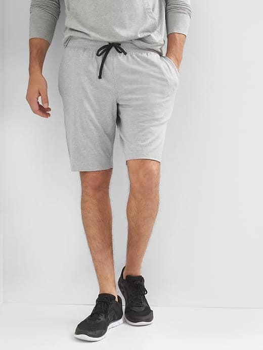 Gap Men Brushed Tech Jersey Shorts - Light Heather Gray