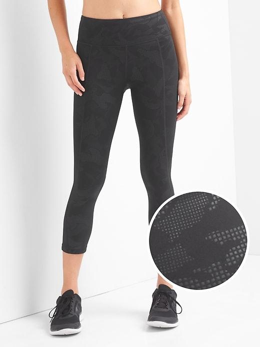 Gap Women Gfast High Rise Sculpt Compression Capris - High Shine Camo