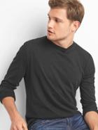 Gap Men Essential Long Sleeve Crewneck T Shirt - True Black