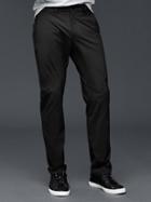 Gap Men Chino Tech Pants Slim Fit - True Black