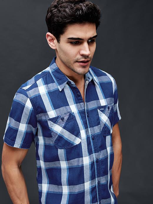 Gap Men 1969 Icon Worker Denim Plaid Standard Fit Shirt - Light Indigo Plaid