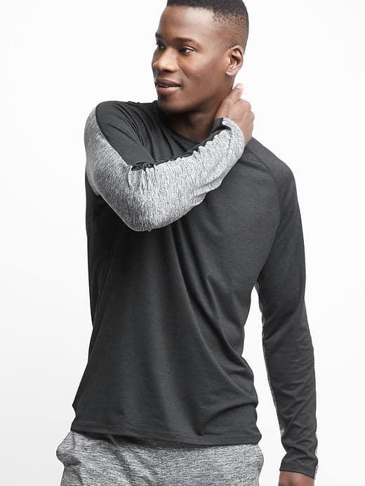 Gap Brushed Tech Jersey Crewneck Pullover - True Black