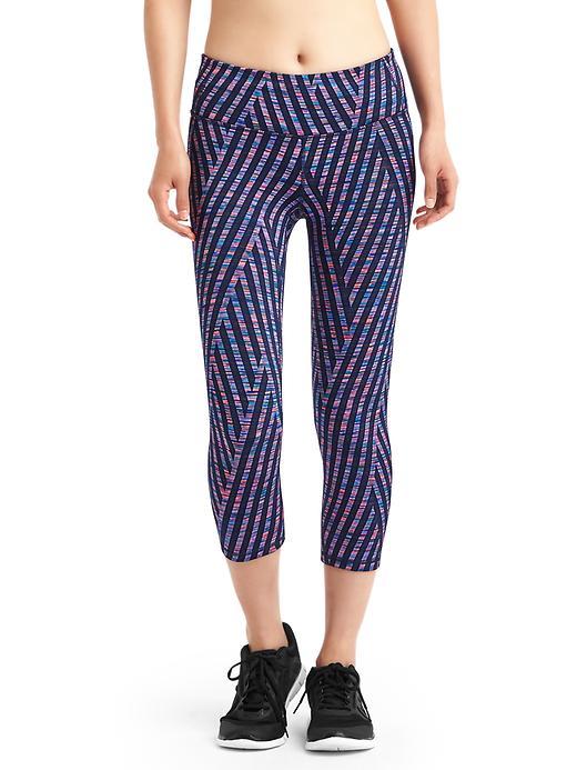 Gap Women Gfast Spacedye Jacquard Capris - Pink Multi Stripe