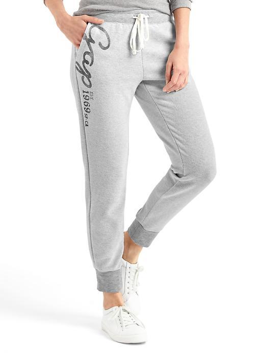 Gap Women Cursive Logo Joggers - Medium Grey