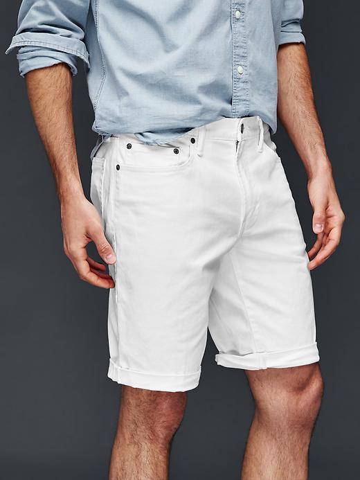 Gap Men Stretch 1969 Slim Fit Denim Shorts - White