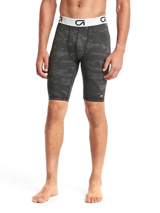 Gap Men Compression Layer Shorts 9 - Black Camo