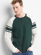 Gap Men Long Sleeve Slub Football Tee - Campus Green