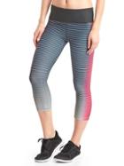Gap Gfast Cross Train Ombre Stripe Capris - Pink Stripe